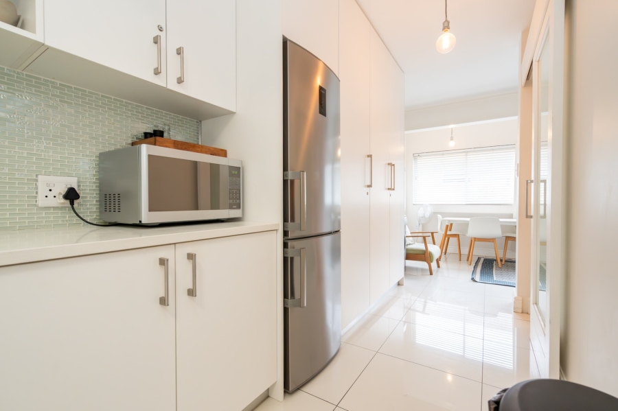 1 Bedroom Property for Sale in Three Anchor Bay Western Cape